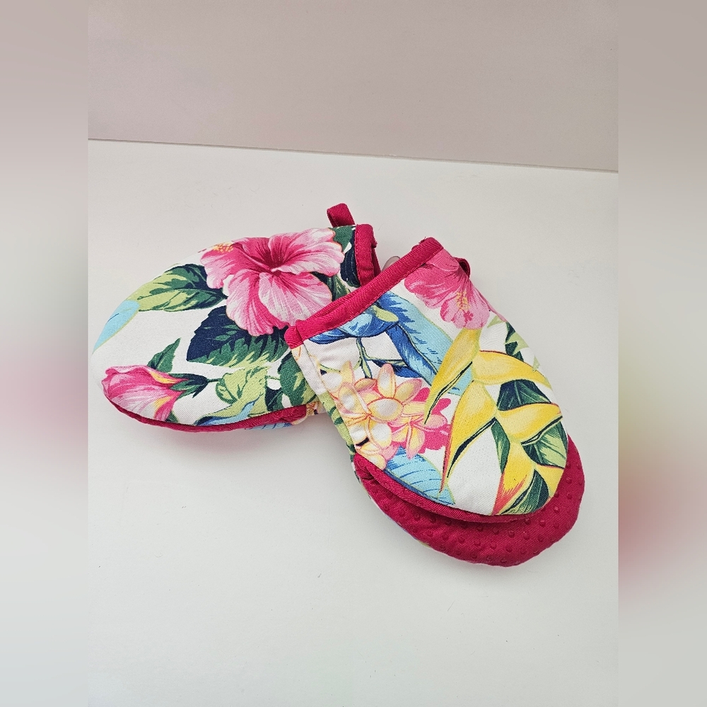 NWT Tommy Bahama Set of 2 Mini Oven Mitts – Tropical Hibiscus Floral Print
